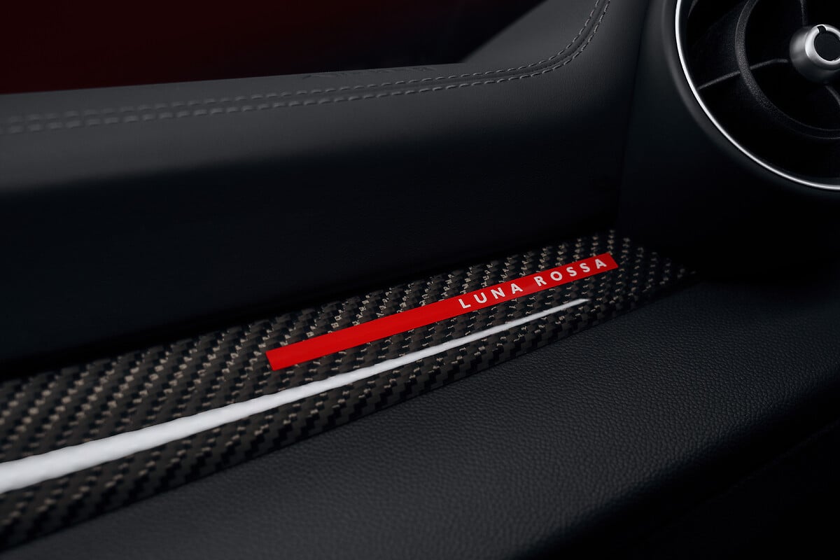 Alfa Romeo Giulia Edizione Luna Rossa, fotografía de prensa