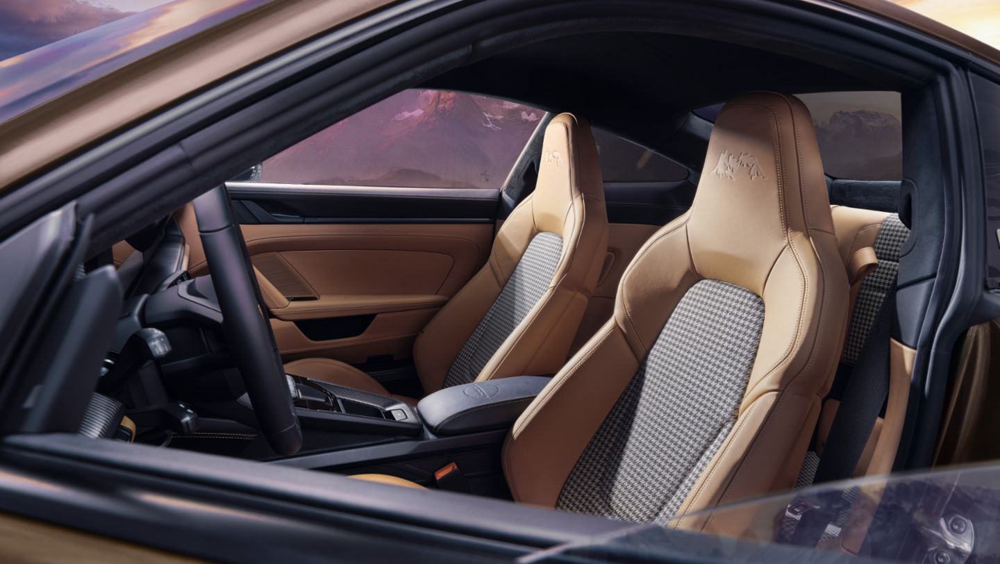 Interior personalizado del Porsche 911 GT3 Touring Condor