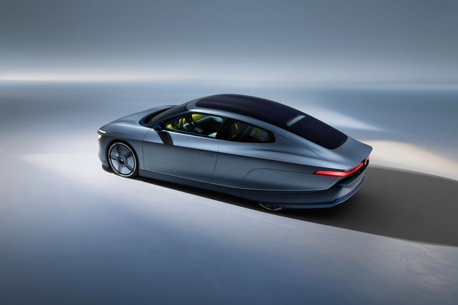 Volkswagen Mission Efficiency visto desde arriba con techo solar
