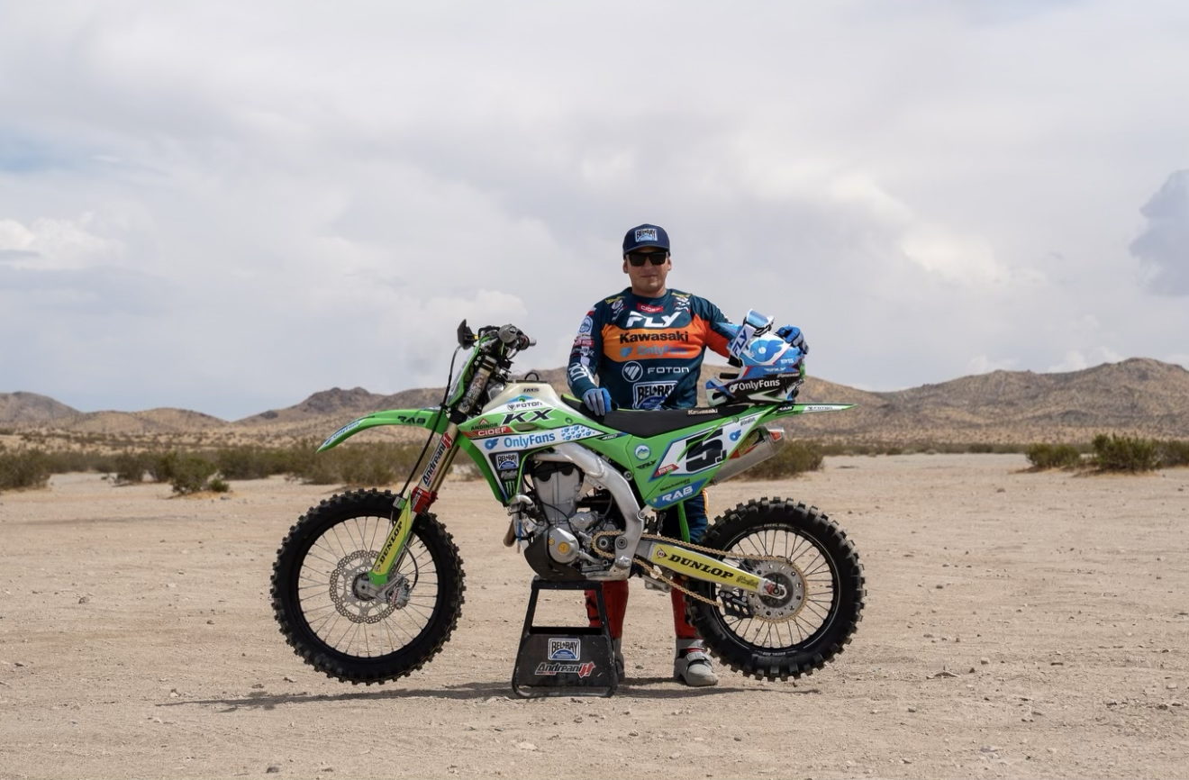 Patricio Cabrera con su Kawasaki KX450