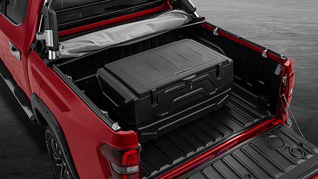 Caja de almacenamiento Mopar en la zona de carga de RAM Dakota
